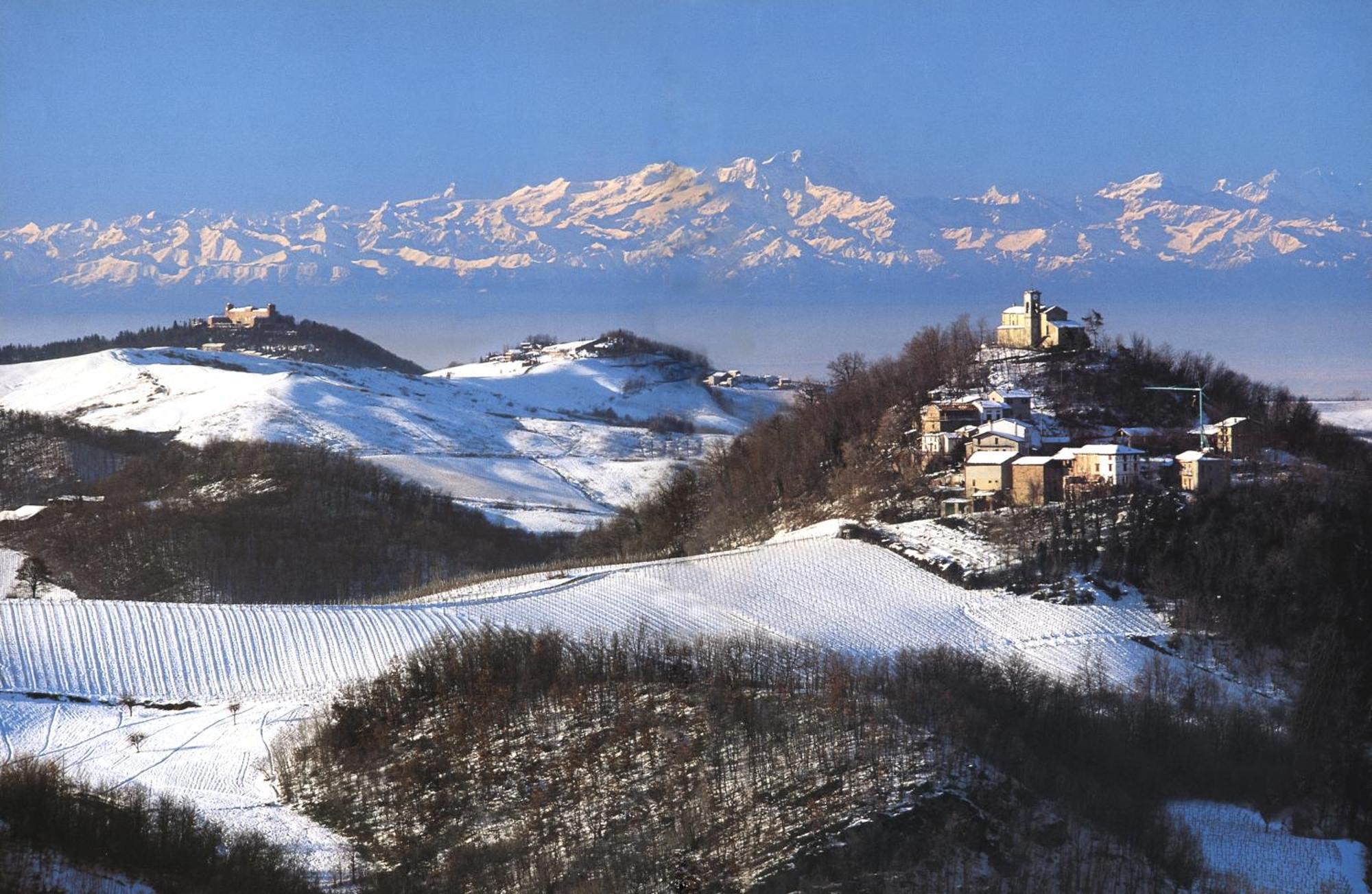 Casavacanzedezza Montecalvo Versiggia Exterior foto