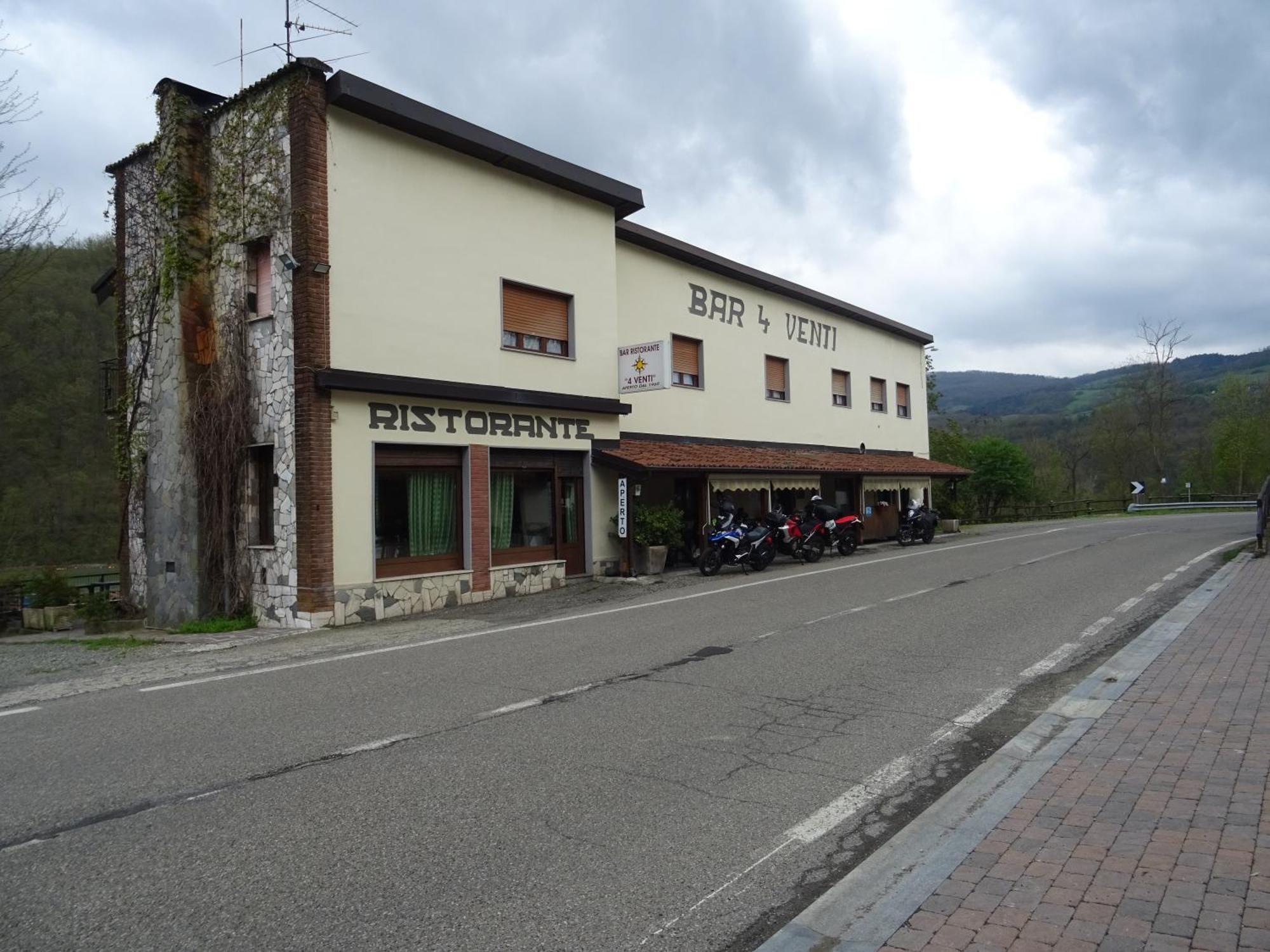 Casavacanzedezza Montecalvo Versiggia Exterior foto
